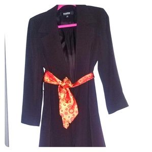 Emanuel Ungaro Coat size 6/40 NWOT. Gorgeous.